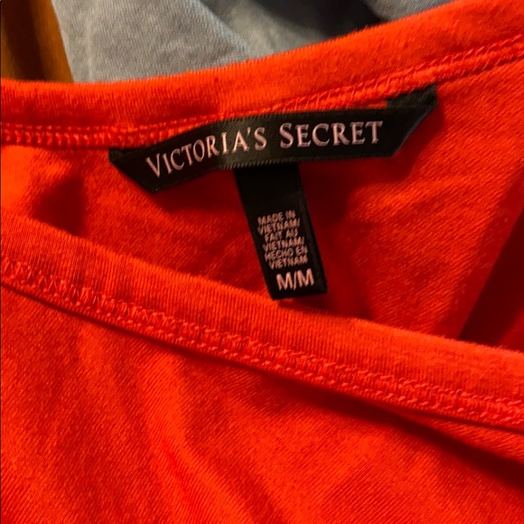 Long sleeve shark - Picture 2 of 2